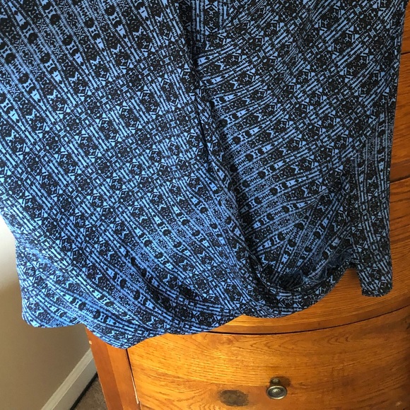 NY&Co Short sleeve layered top - Picture 2 of 3